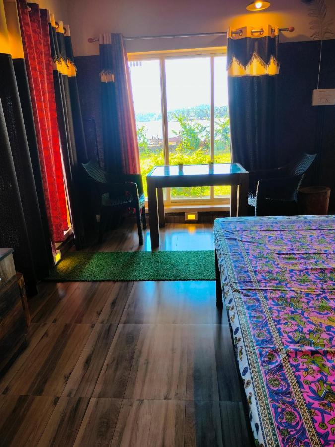Riverstone Riverfront Farmhouse ゴカルナ エクステリア 写真